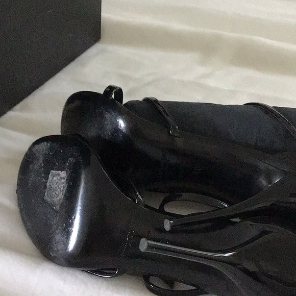Authentic Saint Laurent Casandra heels in Nero(Black) - Picture 11 of 15